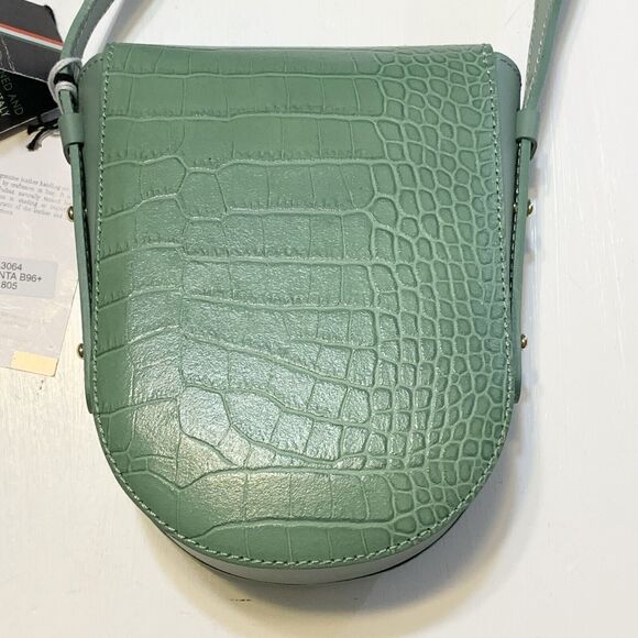 Isadora Crossbody Shoulder Bag Cellphone Green Embossed Leather Wide Strap NWT - Picture 12 of 12
